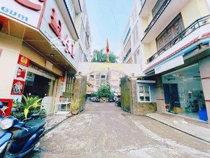 bán nhà - khu vip đường nhựa 10m có chỗ để xe ô tô - ngay lê trọng tấn - giáp tân bình - 70m - nga