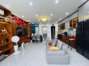 [siêu hiếm] bán nhà phân lô đền lừ, ngõ thông vòng quanh, 30m ra ô tô, nhỉnh 8 tỷ.