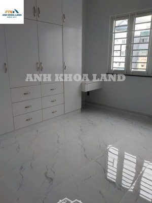 gấp! nhà cực đẹp hẻm xe hơi 1 trệt 3 lầu trung tâm thủ đức ngay chợ thủ đức, siêu tiện ích giá 8 tỷ