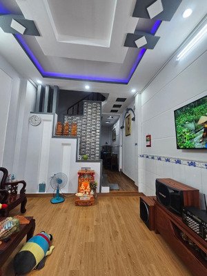 nhà 3 tầng, 80m2, ngay ngã tư gò mây, nguyễn thị tú, nhỉnh 5 tỷ, tl