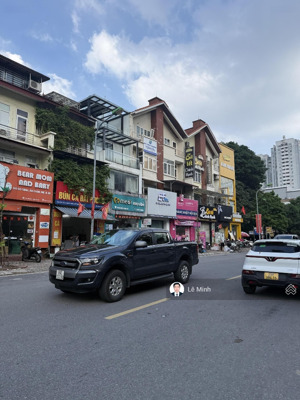 liền kề mặt hồ điều hòa làng việt kiều kinh doanh đỉnh gần mặt phố 80m 5t giá 24 tỷ gấp trong tuần