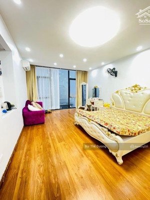 bán ccmn, 2 thoáng, 30m ô tô, ngõ 3m, 6 ngủ, hơn 6 tỷ. dòng tiền 250 triệu/năm, cạnh đhcn.