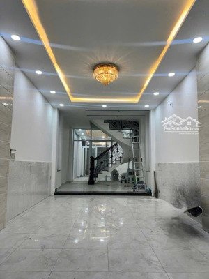 tô hiệu q. tân phú, nhà mới 3lầu btct 4x19m mới đẹp ở liền, oto vô nhà