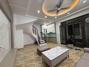 hàng ngon! tôn đức thắng, dân xây, ô tô gần, 6 tầng gần hồ ở luôn