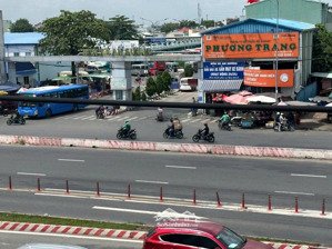 nhà 4 tầng 5x15m, mặt tiền đường quốc lộ 22, trung mỹ tây. ngay bến xe an sương