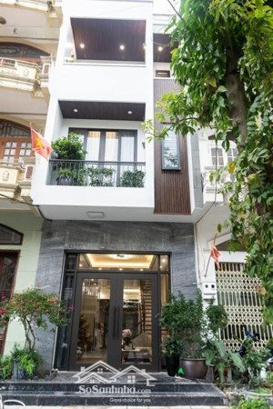 chính chủ cho thuê nhà phố huỳnh thúc kháng- đống đa, ngõ ôtô, giá 18tr/ tháng