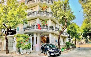 chính chủ bán ngay căn góc nhà đẹp kdc tân quy đông giá tốt!