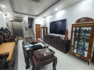 bán nhà dương văn bé_ thang máy - ngõ nông - nội thất đầy đủ _52m2_13.9 tỷ