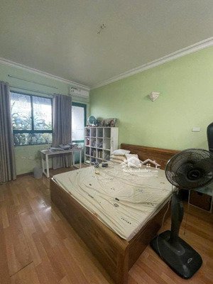 - bán căn hộ chung cư lê văn lương, trung hòa, nhân chính, thanh xuân, siêu đẹp, 107m2, 9.5 tỷ