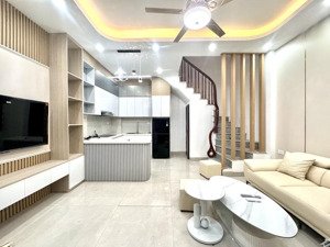 căn nhà xinh xắn giữa tim hà nội - chỉ hơn 6 tỷ sở hữu ngay!