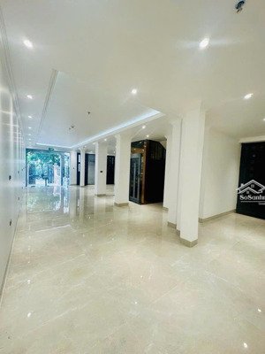 bán tòa nhà 8 tầng mặt phố yên hoa view hồ tây trực diện 110 m² mt 6.5 giá 115 tỷ tây hồ