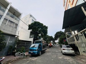 đất 2 oto tránh nhau hồ bá phấn-phước long a-quận 9-gần ngã tư mk-thích hợp làm văn phòng