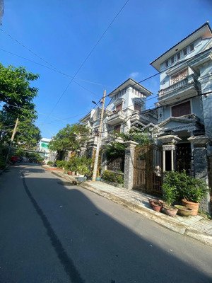 biệt thự gò vấp, dt 12x18m, có hầm 3 lầu, đường lê văn thọ khu vip toàn biệt thự chỉ hơn 29 tỷ tl