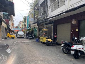 bán nhà mặt tiền nghĩa thục p. 6 q. 5, dt: 4x16.1m, 1 lầu giá: 10.9 tỷ tl