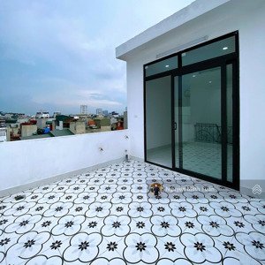 nhỉnh 8 tỷ sở hữu mới xây thang máy ô tô gần phường định công, 32m2 x 6 tầng