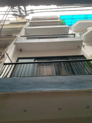 vị trí an sinh cao - ba bước ra lăng bác - 51m2 - 6t thang máy - mt 4.5m - 25.9tỷ - ô tô đỗ cửa