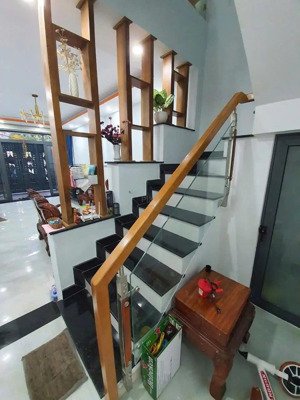 siêu phẩm! bán nhà nguyễn gia trí (d2)bình thạnh (4x22) có thang máy, khu kinh doanh chỉ 21,5 tỷ tl