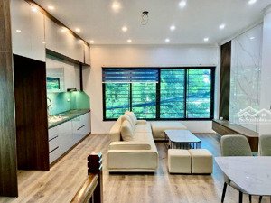 bán nhà việt hưng hơn 11 tỷ- 5 tầng-mặt tiền 5m-ô tô tránh-kinh doanh-ngõ thông-full nội thất