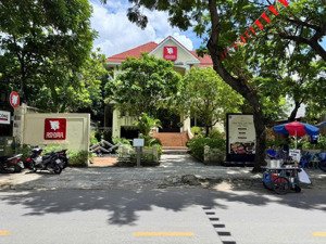 bán villa mặt tiền xuân thủy thảo điền 897m2 , 404 tỷ 