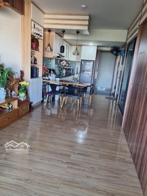 bán nhanh căn 55m2 (1pn+1, 1wc) view đông nam mát mẻ. để lại full nội thất. lh: thọ