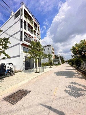 đất 5m x 20m - 100m2 đất ở hẻm 1 trục 7m tl37 - gần hà huy giáp - ngã tư ga - giá tốt nhất quận 12