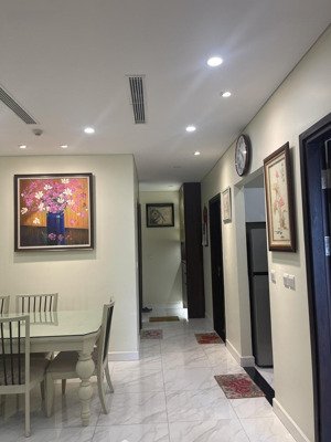 chính chủ cần cho thuê căn 2 ngủ full nội thất d''eldorado giá 20tr/tháng 