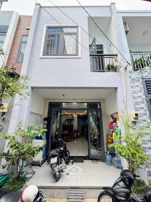chỉ 4,15tỷ -- có ngay nhà vị trí đẹp hẻm thông - nhà 2 tầng quá đẹp kiên cố - 48m2 - ngay mã lò -