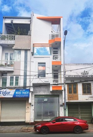 bán nhà mặt tiền kinh doanh phan đình phùng - giá 22,5 tỷ - diện tích 104m2 - trung tâm tp đà lạt