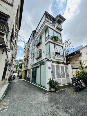 bán 4 tầng 2 mt phổ quang- ph 9 - phú nhuận. dt 5,2 x15m hẻm 8m. giá 16,6 tỷ