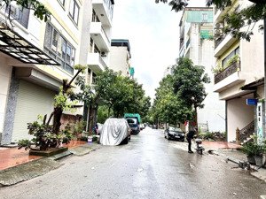 [hot] trung tâm kiến hưng-phân lô vỉa hè rộng-7tầng-thang máy-ô tô đỗ tránh-14ty9 ctl