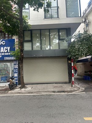 cho thuê nhà mặt phố hàng bông vị trí đắc địa, kinh doanh siêu hot, dt 55m2, mt 3.7m, giá 50 tr