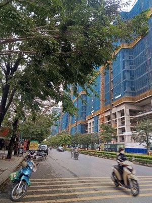 nhà siêu hiếm phú thượng, tây hồ, 62,6m2, 4 tầng đẹp xuất sắc, nhỉnh 11 tỷ. ô tô tránh kinh doanh