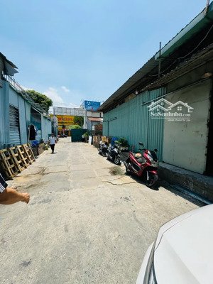 bán nhà tỉnh lộ 10 2350m 2 tầng - 188 tỷ - mặt tiền kinh doanh