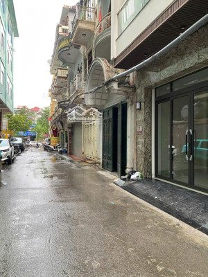 ngô gia tự, long biên diện tích 96m2, 6 tầng, mặt tiền 4.4m giá 30.6 tỷ