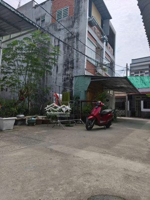 đất đường nguyễn văn tạo, xã long thới, nhà bè, giá: 3.9ty, dt: 8x15m, đường thông 7m.