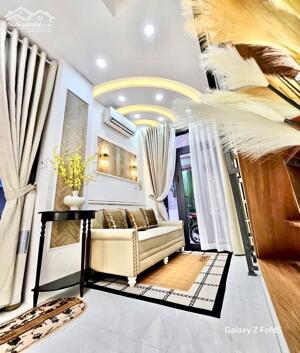 HẺM Ô TÔ, NHÀ MỚI 3 TẦNG 3PN P9 Phú Nhuận, giá 5.x ty