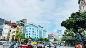 bán nhà mặt phố tây sơn, dt 250m2 x 2 tầng, giá 75 tỷ.