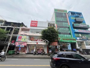 51 tỷ, rẻ nhất bình thạnh, góc 2 mặt tiền nguyễn gia trí, 10x20, ctxd hầm 5 tầng,vị trí siêu đẹp