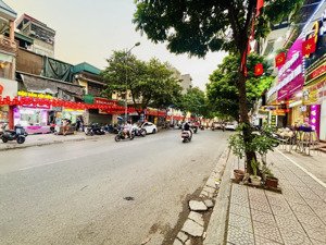 8,75 tỷ (tl) có ngay nhà giữa phố ngọc lâm - view hồ tai trâu, mipec - 6 tầng thang máy, ngõ thông