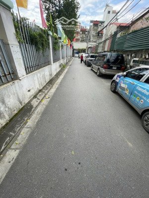 chính chủ bán nhà 5 tầng gần hồ tây ngõ ô tô tránh mặt tiền đẹp