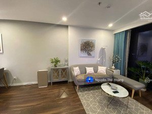 bán căn hộ 3pn, 2wc, 80m2 tại hà nội centerpoint, tầng trung, bc đông nam. giá 9,7 tỷ, full đồ đẹp