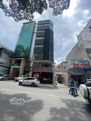 toà nhà mt 85a bùi thị xuân q1, hầm 7 tầng thang máy, dt: 6,1m x 27m, hđt 370tr/tháng, 62 tỷ