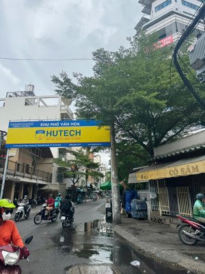 vip nhất khu d,đường ung văn khiêm,hxt,sẵn dòng tiền 55tr/th,dt 4,2x26m(3 tầng), giá 16,3 tỷ tl.