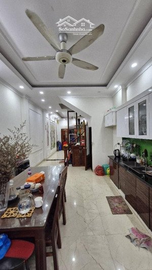 bán ngà nguyễn khánh toàn, dt59m, dân xây, sát phố, ngõ thông kinh doanh