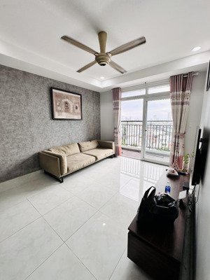 felisa riverside căn 2 phòng ngủ nội thất cơ bản chuyển vào liền