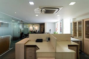 bán biệt thự đường ba vì, p 15, q10, dt 13 x 27m, ( 350m2 ), 3 tầng, nhà mới vao ở liền. 65 tỷ tl