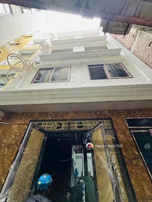 tòa chdv mỹ đình-28 phòng kk full nội thất- dt 90m2-7 tầng thang máy- d.thu 160 tr/th - gpxd, pccc