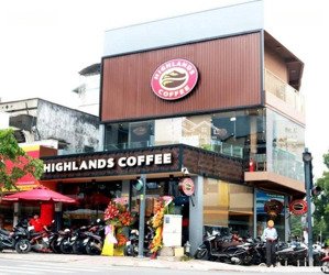 highland thuê 180tr/th - bán nhà góc 2 mặt tiền bạch đằng, bt - 240m2 (8x30m)- 2 tầng - giá 45 tỷ