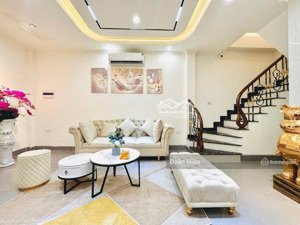 nhà vĩnh phúc, gần khu 7,2ha, ngõ thông tứ tung, ở/kinh doanh giữ tiền, vị trí đắc địa, 53m2*5t