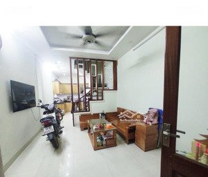 1 căn duy nhất - nhà 5 tầng mỹ đình - ngõ nông - gần ô tô - 3p ra bến xe mỹ đình 7.9 tỷ